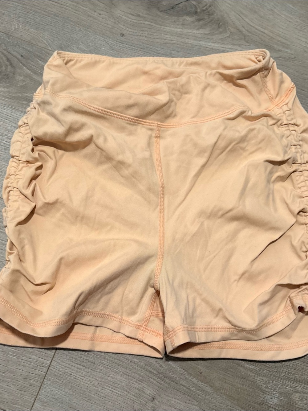 Pacsun Women’s Peach Ruched Side Active Shorts small